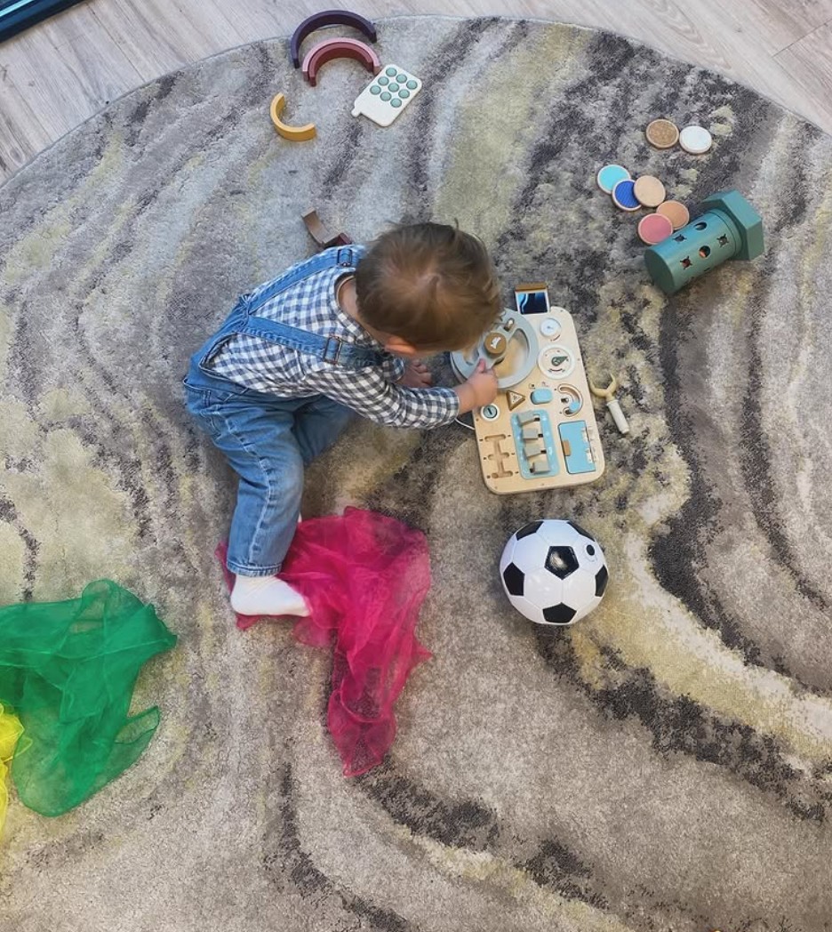 Speelochtend in de yurt